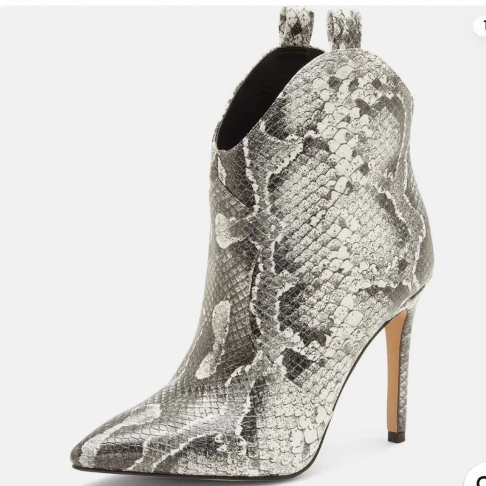 Jessica Simpson Silver Snake Print Pointed Toe Ankle Booties